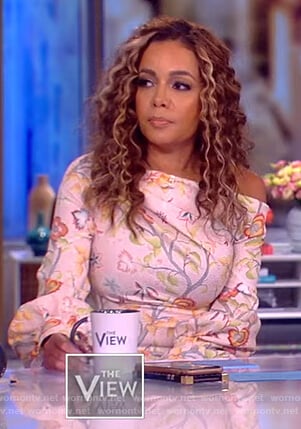 Sunny's white floral off shoulder blouse on The View