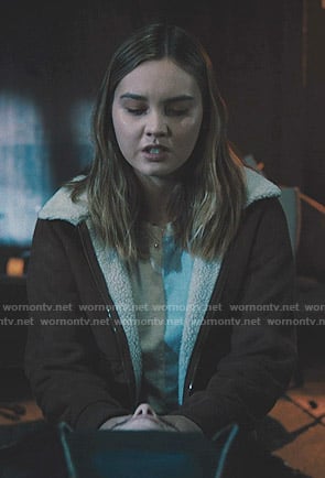 McKenna's brown suede jacket on Light as a Feather