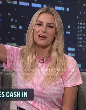 Morgan's pink tie-dye tee on E! News Nightly Pop