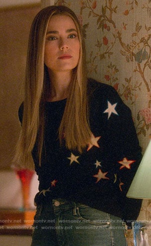 Ainsley's star print sweater and ripped jeans on Four Weddings and a Funeral