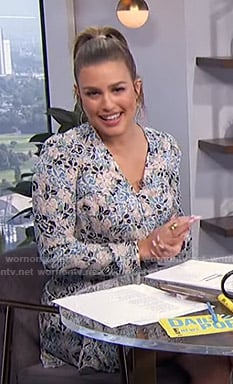 Carissa's floral button front dress on E! News Daily Pop