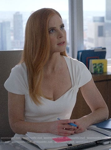 Donna's white cap sleeve dress on Suits