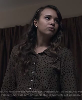 Jessica's green leopard blouse on 13 Reasons Why
