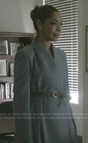 Jessica's long grey coat on Pearson