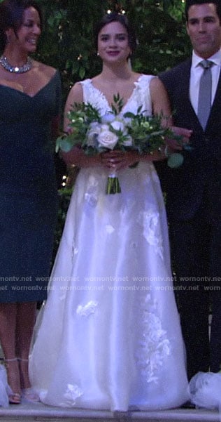 Lola's wedding dress on The Young and the Restless