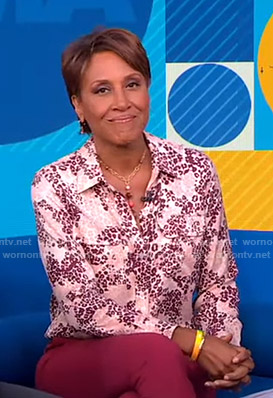 Robin's pink leopard print shirt on Good Morning America