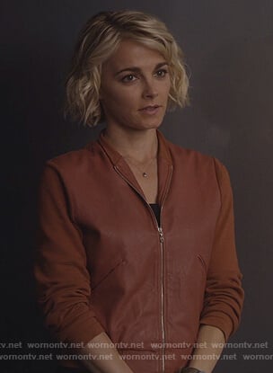 Lizzie's brown leather bomber jacket  on Instinct