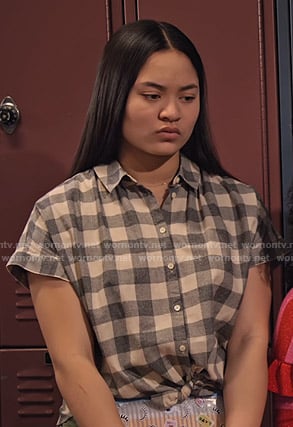 Xuan's grey check short sleeve shirt on No Good Nick