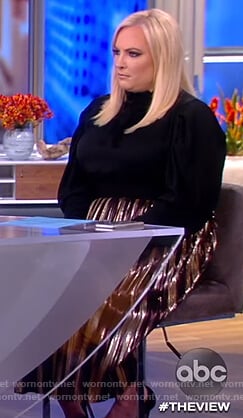 Meghan's metallic pleated skirt on The View
