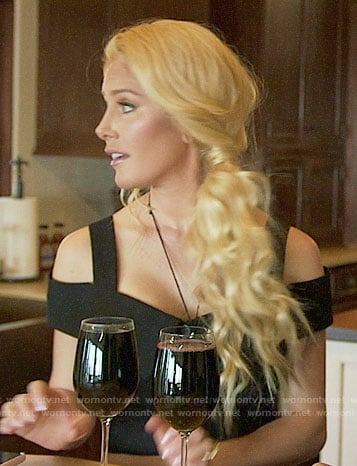 Heidi's black cold-shoulder crop top on The Hills New Beginnings