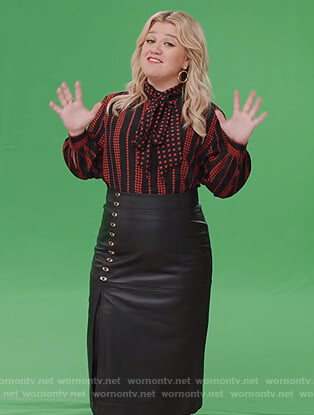 Kelly's star print blouse and leather skirt on The Kelly Clarkson Show