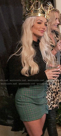 Lindsey's green plaid ruffled skirt on The Hills New Beginnings