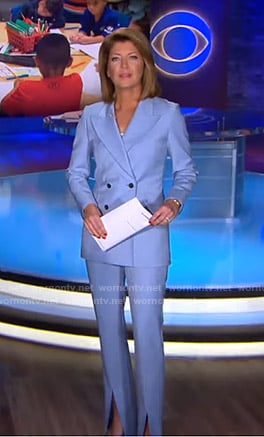Norah's blue suit on CBS Evening News
