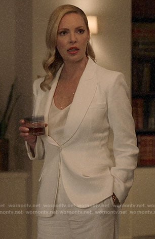 Samantha's white blazer on Suits