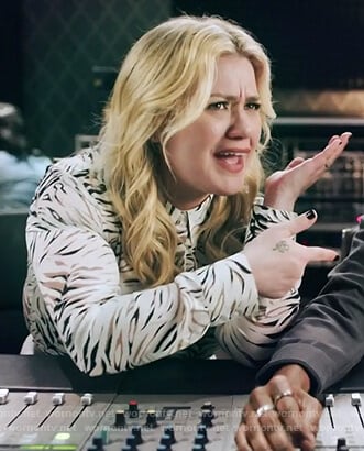 Kelly's tiger stripe blouse on The Kelly Clarkson Show
