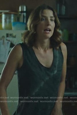 Dex's black tie dye tank top on Stumptown