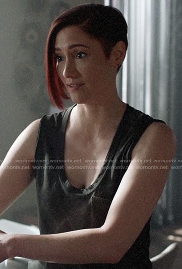 Alex's black tie dye tank top on Supergirl