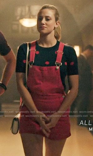 Betty's pink shortalls and polka dot sweater on Riverdale