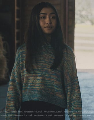 Alex's blue space dye hoodie on Light as a Feather