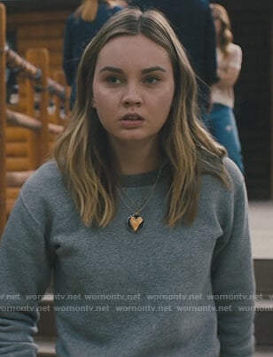 McKenna's grey sweateshirt on Light as a Feather