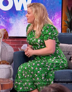Kelly's green floral dress on The Kelly Clarkson Show