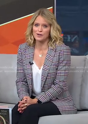 Sara's grey plaid blazer on GMA Strahan Sara And Keke