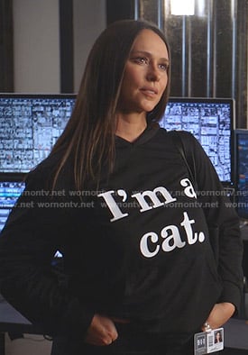 Maddie's black I'm a Cat hoodie on 9-1-1