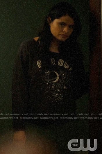 Mel's Far Out sweatshirt on Charmed