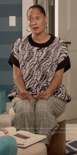 Rainbow's black and white textured sweater on Black-ish