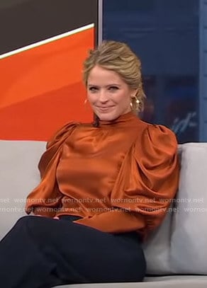 Sara's orange puff sleeve blouse on GMA Strahan Sara And Keke