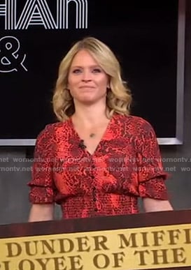 Sara's orange snakeskin print v-neck top on GMA Strahan Sara And Keke