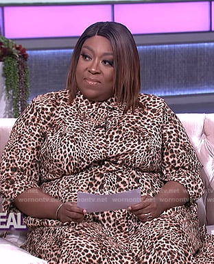 Loni's leopard print shirtdress on The Real