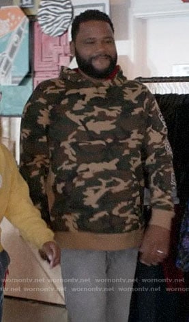 Andre's camo hoodie on Black-ish