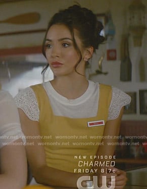 Bess's white eyelet sleeve tee on Nancy Drew