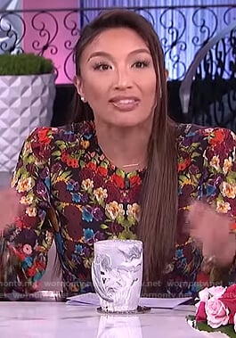 Jeannie's black floral blouse on The Real