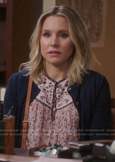 Eleanor's pink floral top on The Good Place