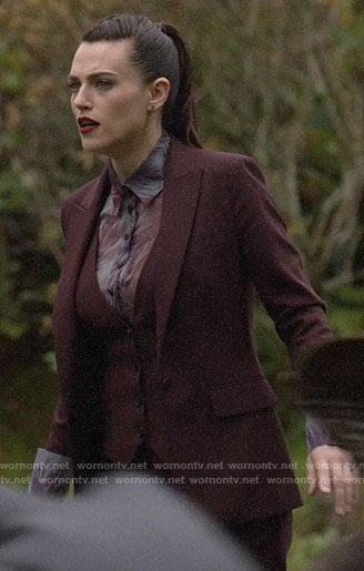 Lena's burgundy suit on Supergirl