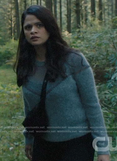 Mel's grey mesh panel sweater on Charmed
