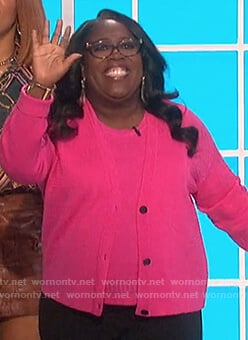 Sheryl's pink cardigan and tank top on The Talk