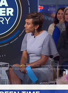 Robin's grey flutter sleeve dress on Good Morning America