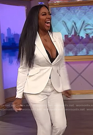 Kenya Moore's white blazer and pants on The Wendy Williams Show