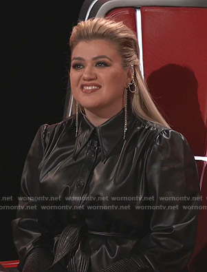 Kelly Clarkson's black leather shirtdress on The Voice