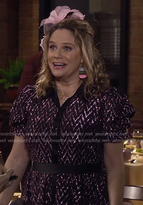 Kimmy's metallic zig-zag shirtdress on Fuller House