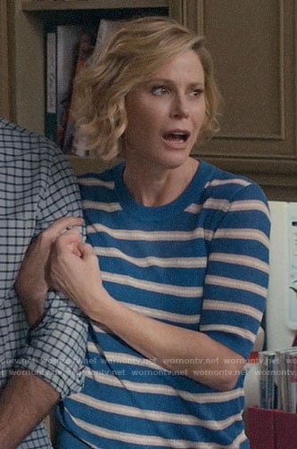 Claire's blue striped short sleeve sweater on Modern Family