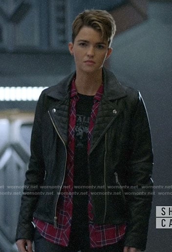 Kate's red checked shirt and leather jacket on Batwoman