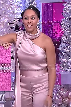 Tamera's beige asymmetric scarf top and wide-leg pants on The Real