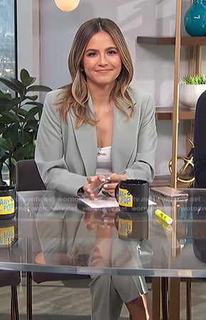 Erin's green suit on E! News Daily Pop