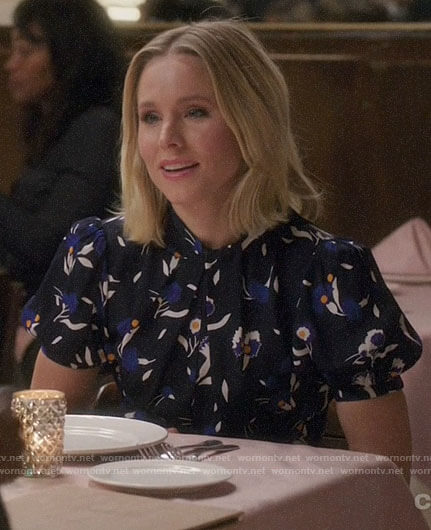 Eleanor's blue floral short sleeve dress on The Good Place