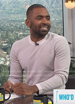 Justin's grey striped sweater on E! News Daily Pop
