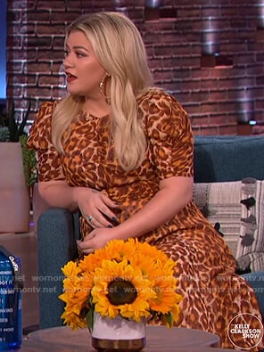 Kelly's orange leopard print dress on The Kelly Clarkson Show